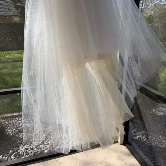 MIRA ZWILLINGER Wedding Dress ~ FLAW see last photos $10,000 Dress - Picture 13 of 16